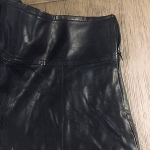 FOREVER 21 • Faux leather skirt